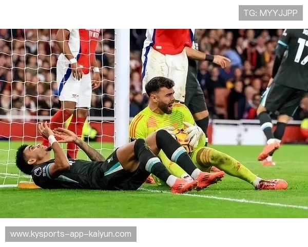 热刺门将扑救+长传助攻，惊天反击破门！